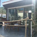 Hotel On
