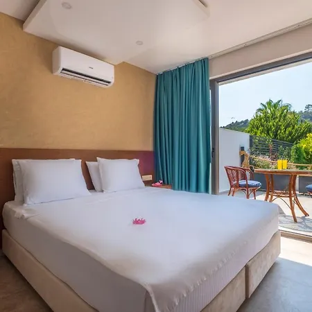 On Hotel 2*