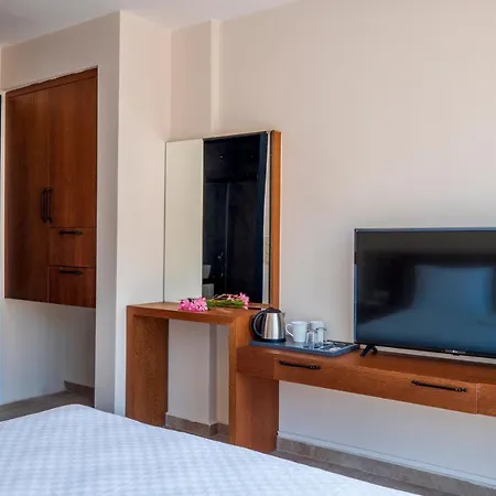 On 2* Oludeniz